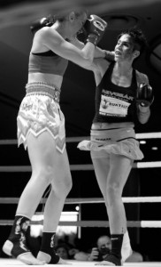 Fighting in Los Angeles, USA against Roxy Richardson. July 2010.